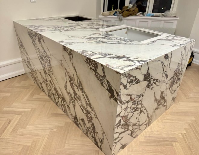 Technistone: materialer, formater og styrker