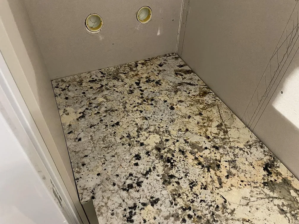Køkkenbordplade i Alaskan white, Svartsjö – billede 7