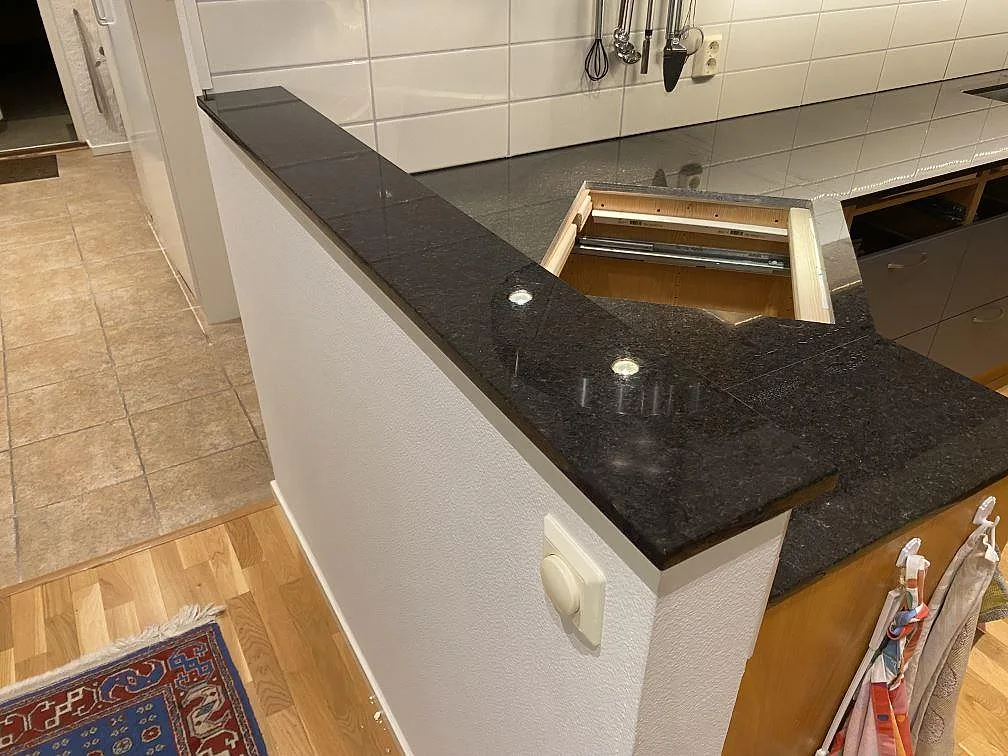 Køkkenbordplade i Angola Black, Hässleholm – billede 8