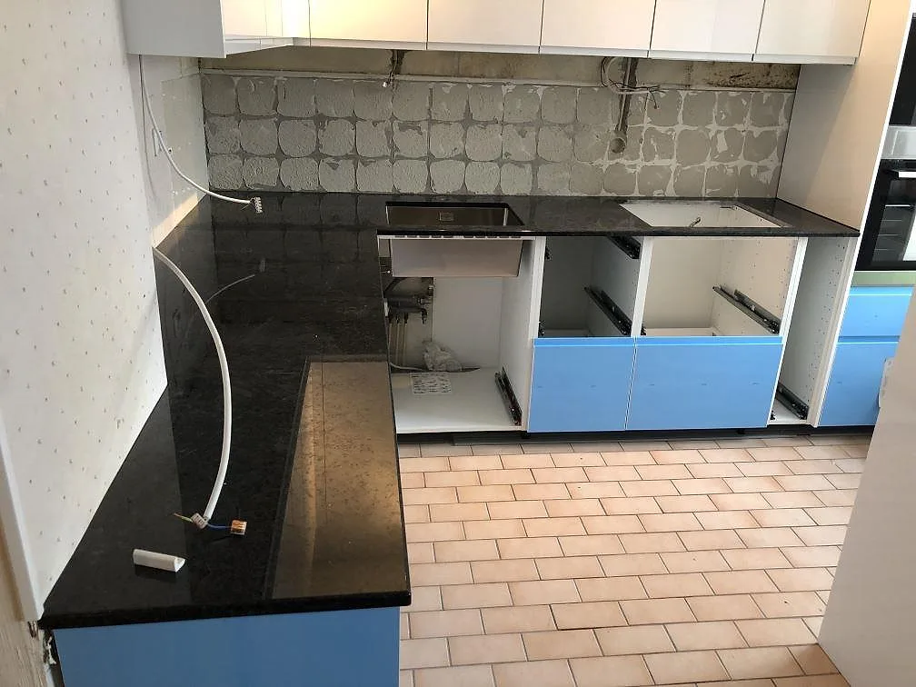 Køkkenbordplade i Angola Black, Malmö