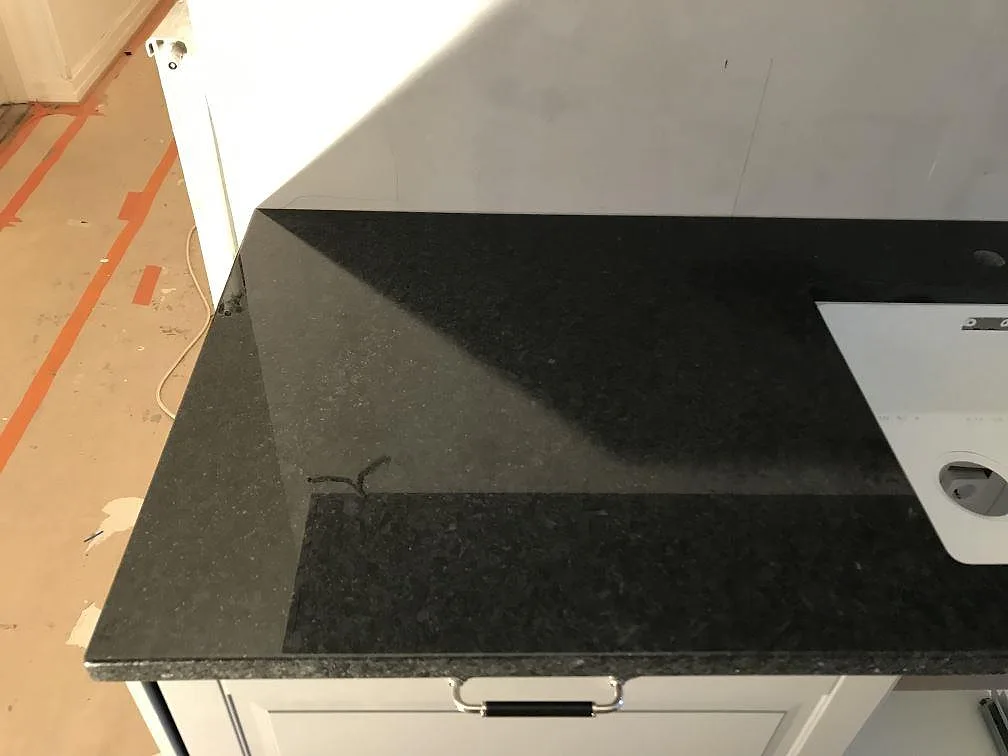 Køkkenbordplade i Angola Black, Malmö – billede 3