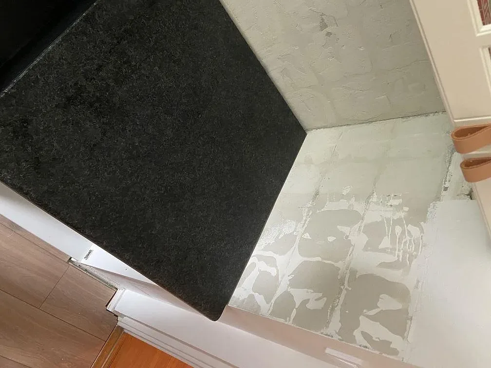 Køkkenbordplade i Angola Black, Malmö – billede 7