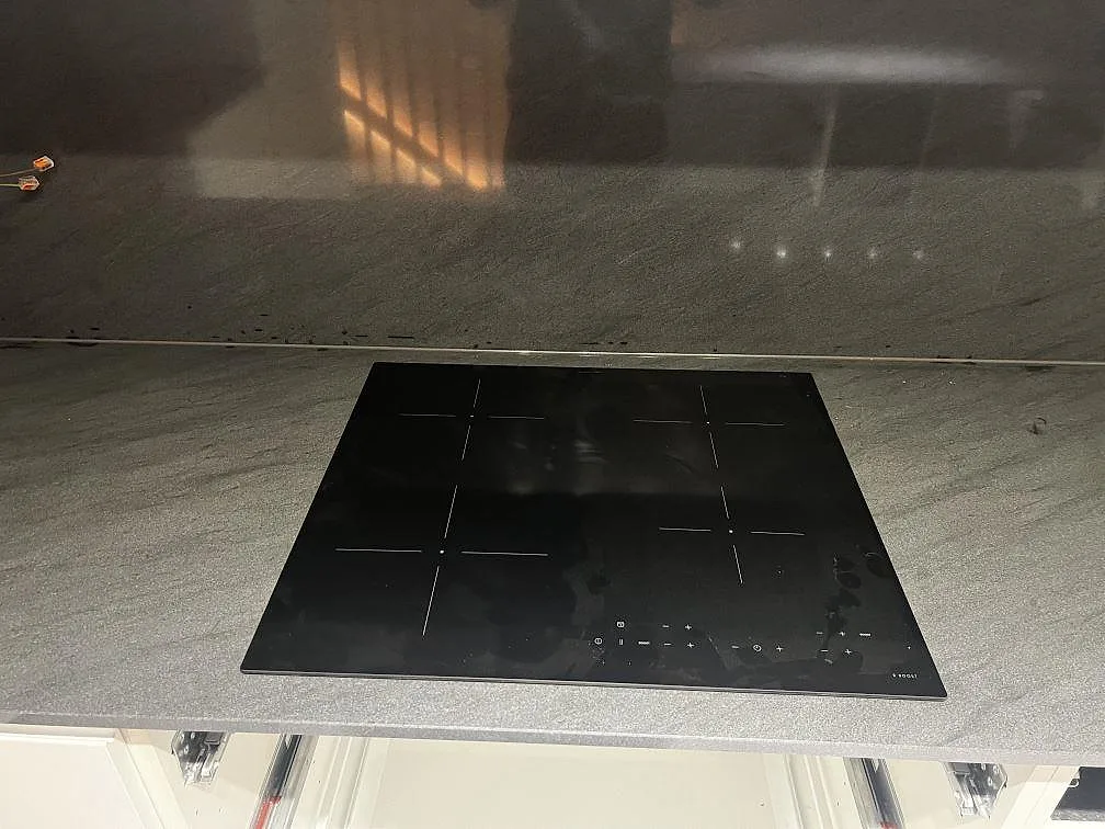 Køkkenbordplade i Anthracite Elegante, Malmö – billede 3