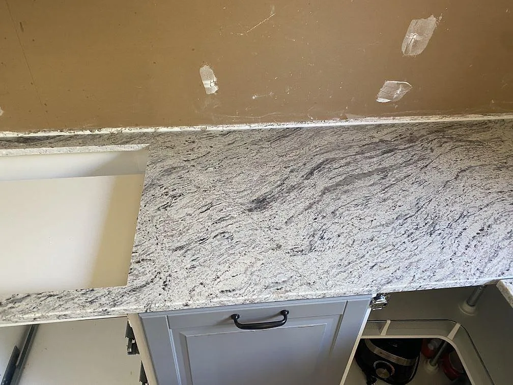 Køkkenbordplade i Antique White, Älmhult – billede 5