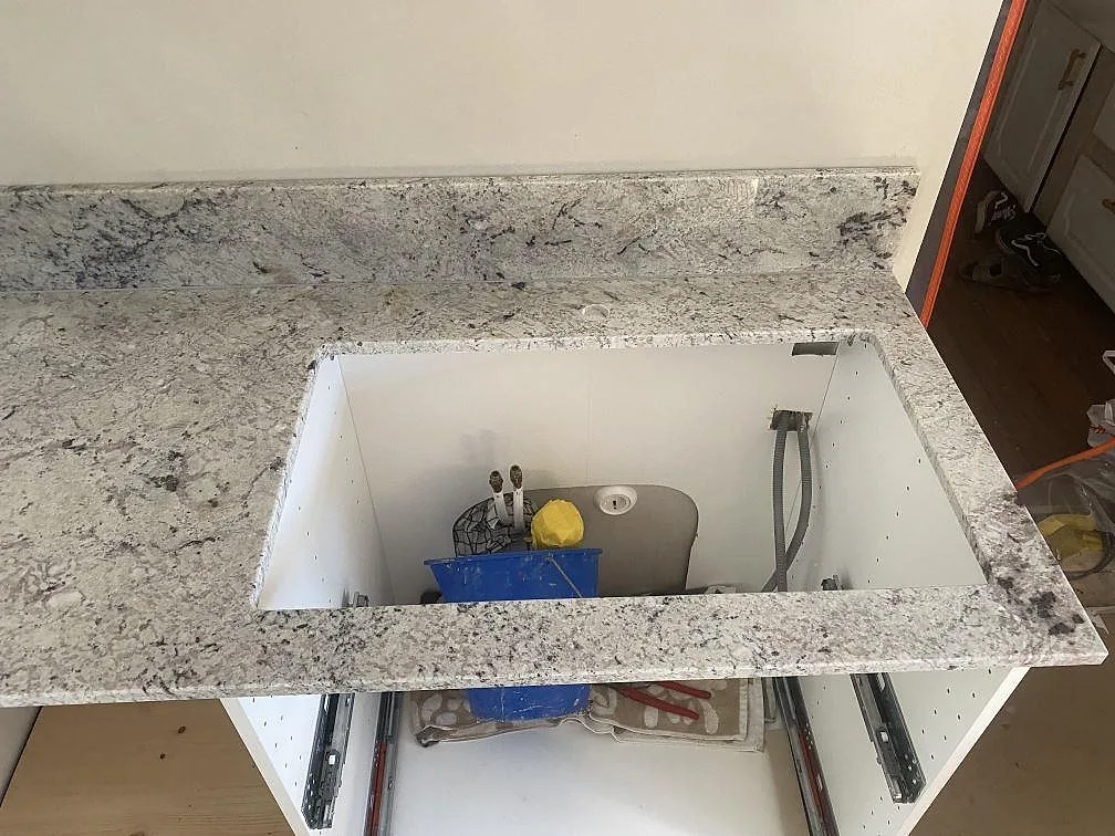 Køkkenbordplade i Antique White, Borrby – billede 5