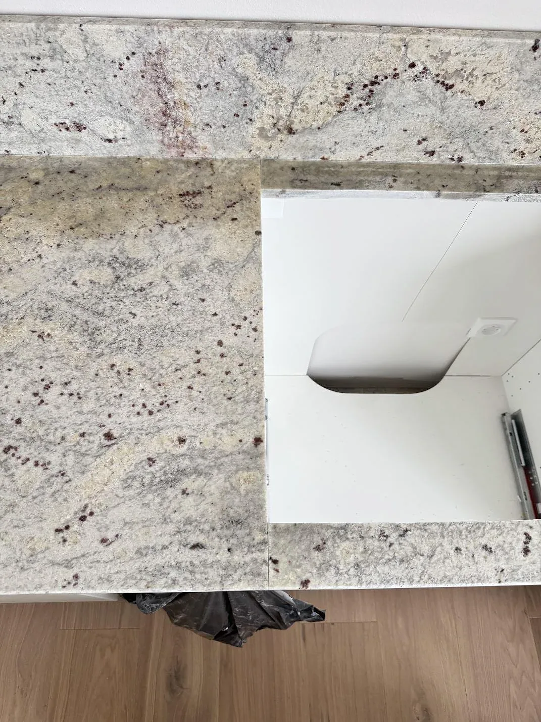 Køkkenbordplade i Antique White, Eslöv – billede 8