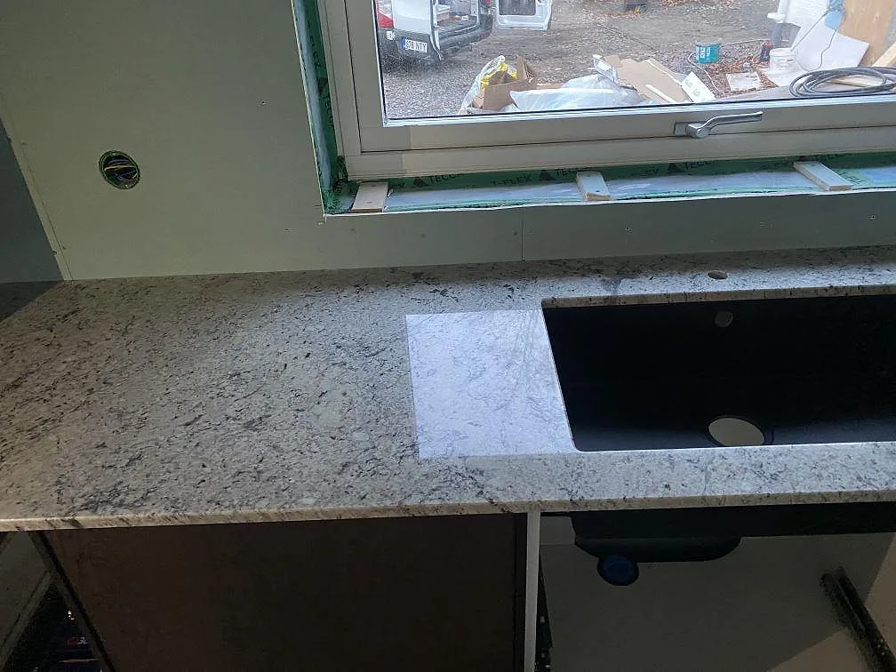 Køkkenbordplade i Antique White, Falkenberg – billede 7