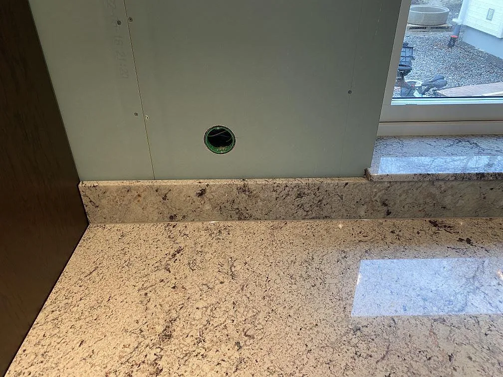 Køkkenbordplade i Antique White, Falkenberg – billede 5