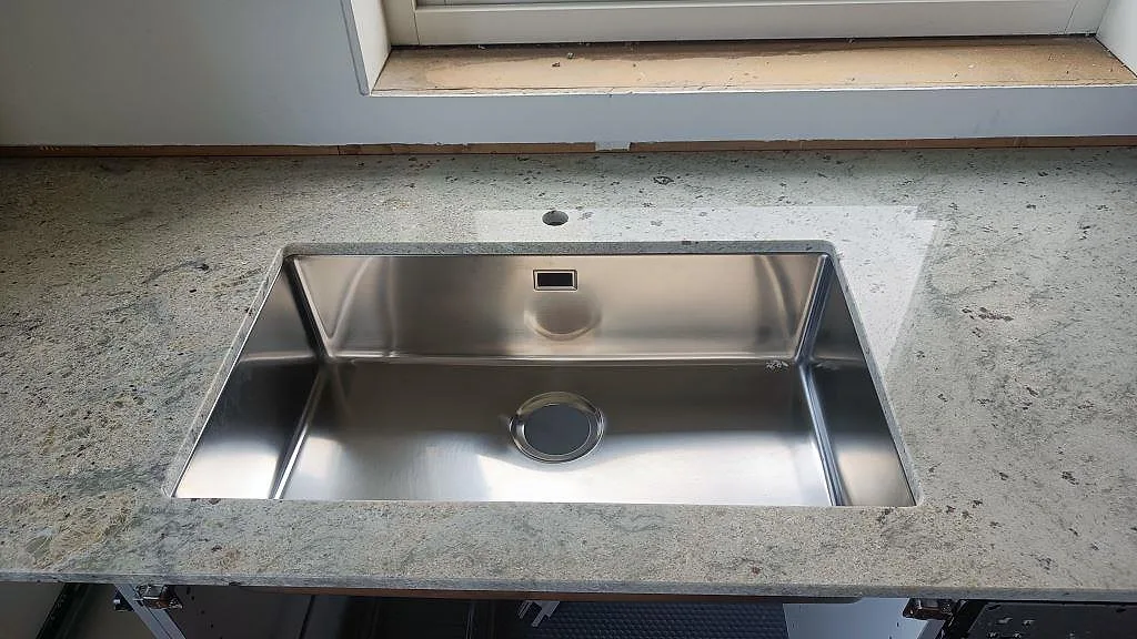 Køkkenbordplade i Antique White, Frillesås – billede 4