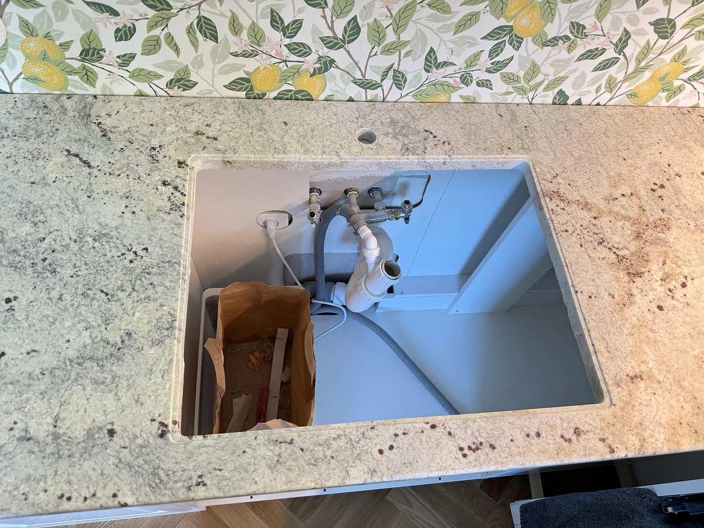 Køkkenbordplade i Antique White, Göteborg – billede 7