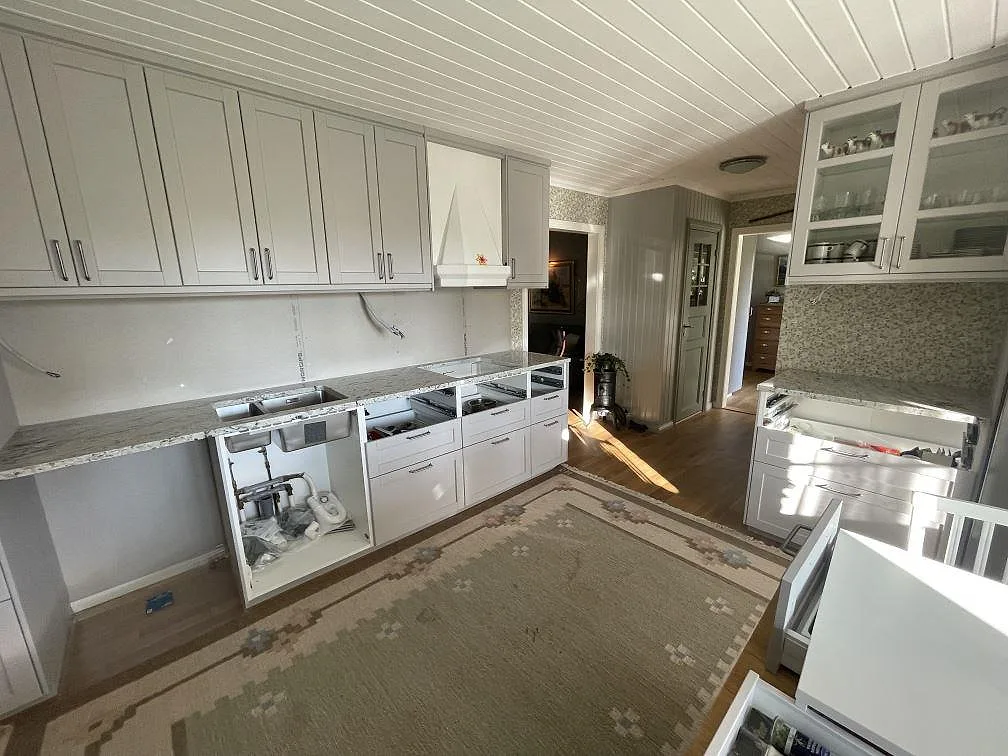 Køkkenbordplade i Antique White, Hallstavik – billede 2
