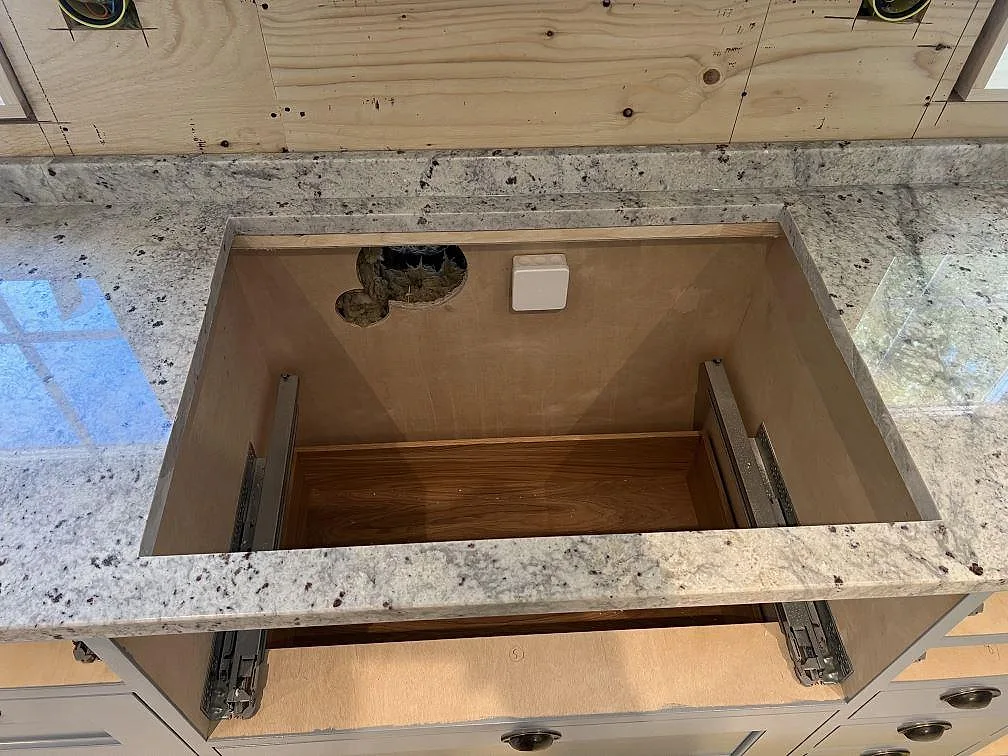 Køkkenbordplade i Antique White, Hökerum – billede 5