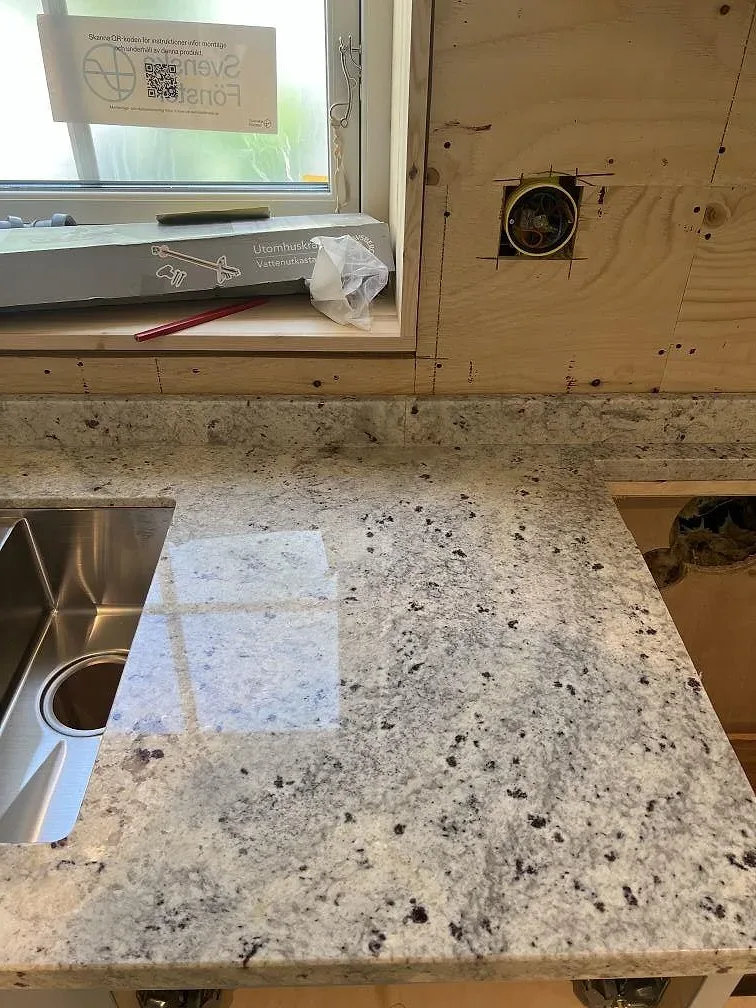Køkkenbordplade i Antique White, Hökerum – billede 6