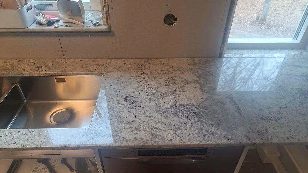 Køkkenbordplade i Antique White, Hörby – billede 4