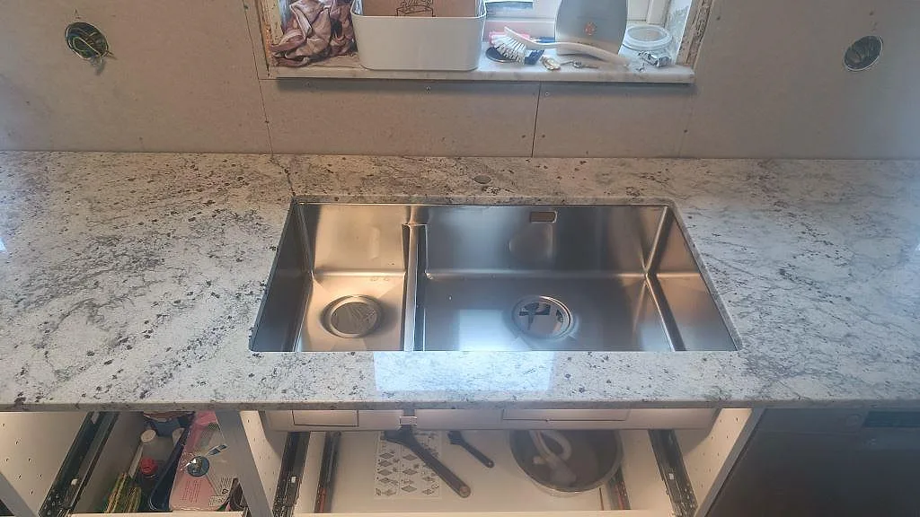 Køkkenbordplade i Antique White, Hörby – billede 3