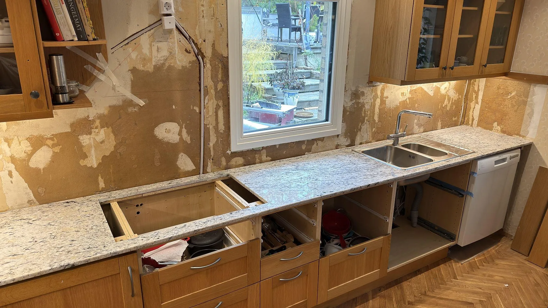 Køkkenbordplade i Antique White, Huddinge – billede 2