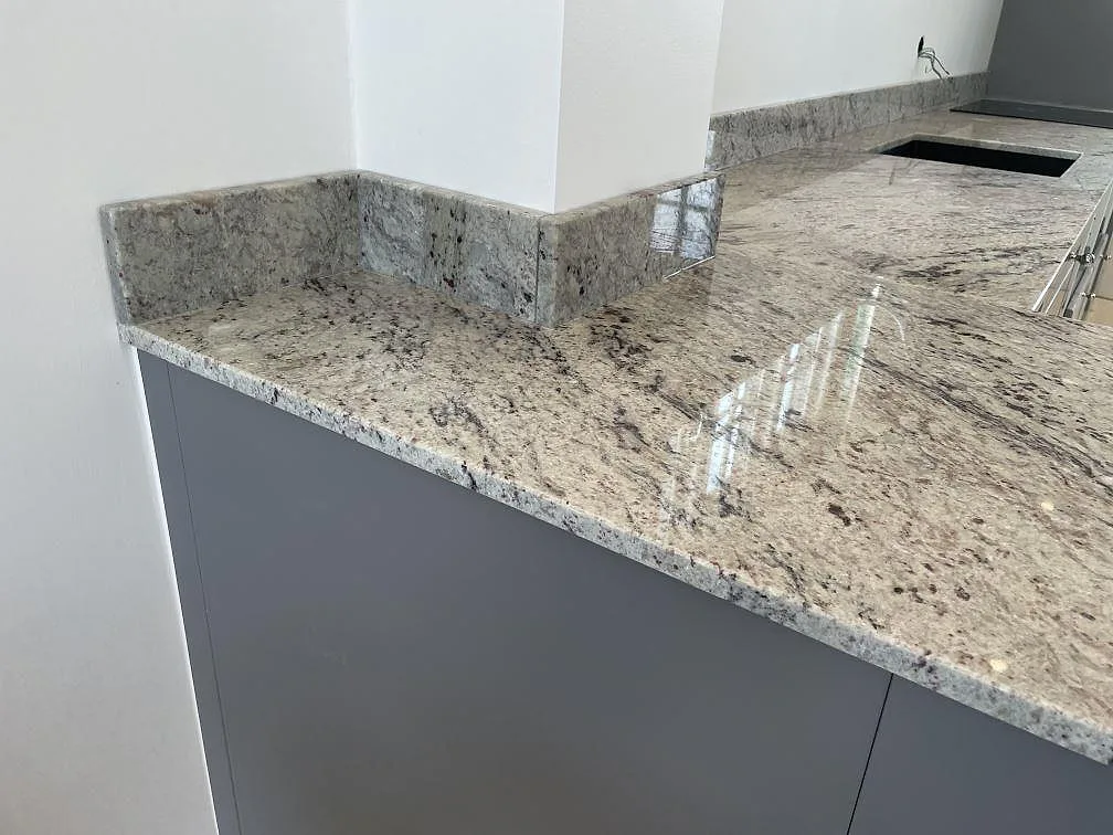 Køkkenbordplade i Antique White, Klippan – billede 4