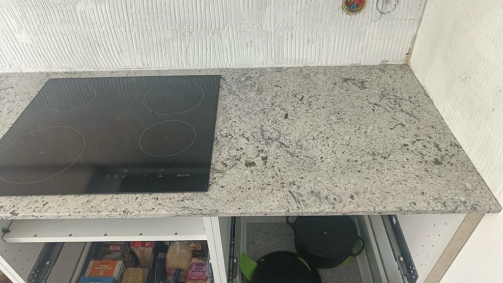 Køkkenbordplade i Antique White, Landskrona – billede 2