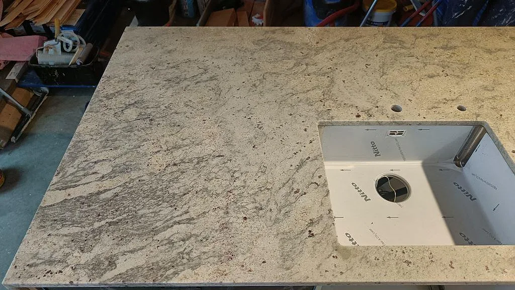 Køkkenbordplade i Antique White, Ljungbyhed – billede 3