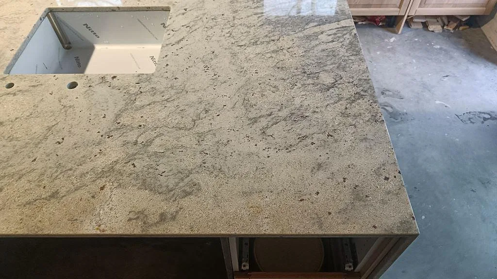Køkkenbordplade i Antique White, Ljungbyhed – billede 2