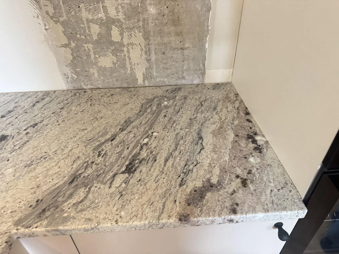 Køkkenbordplade i Antique White, Lund – billede 6