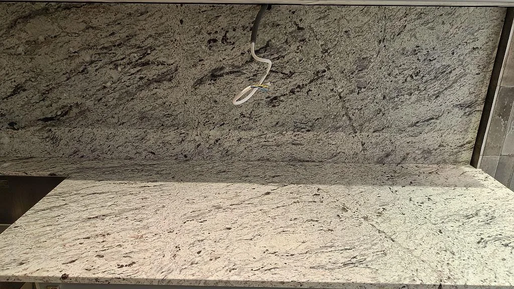 Køkkenbordplade i Antique White, Malmö – billede 7