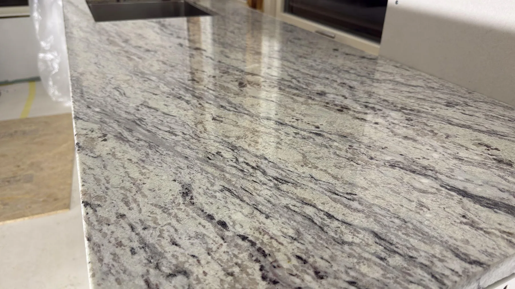 Køkkenbordplade i Antique White, Norrtälje – billede 4