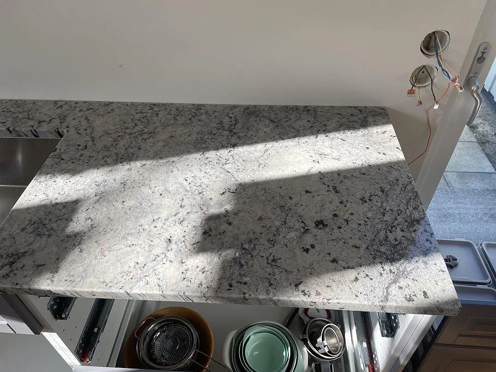 Køkkenbordplade i Antique White, Skanör – billede 6