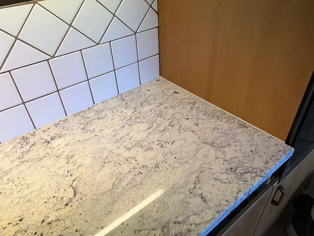 Køkkenbordplade i Antique White, Svedala – billede 7
