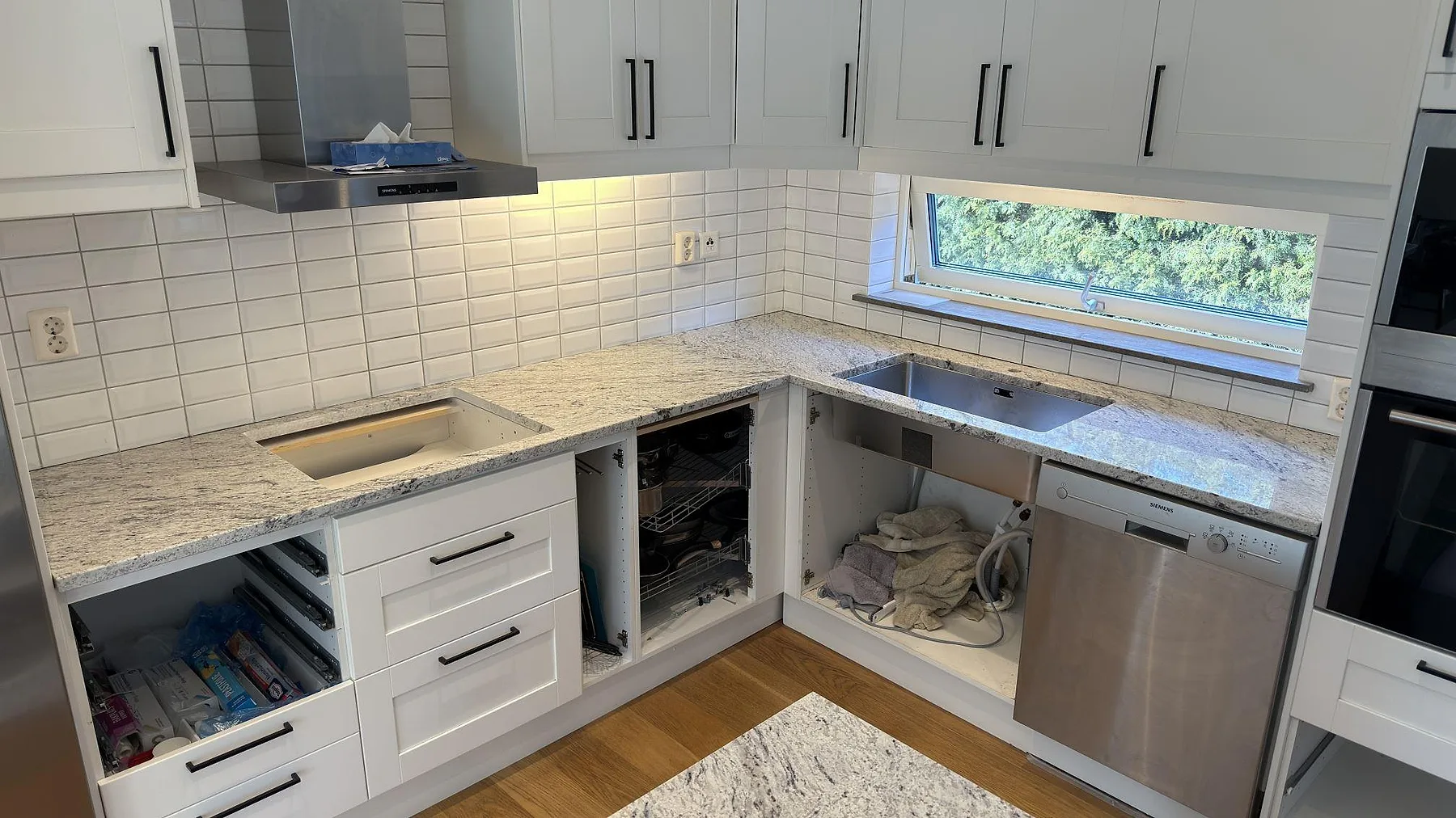 Køkkenbordplade i Antique White, Täby – billede 2