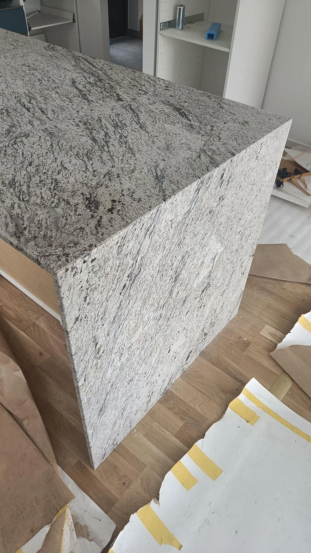 Køkkenbordplade i Antique White, Trollhättan – billede 5