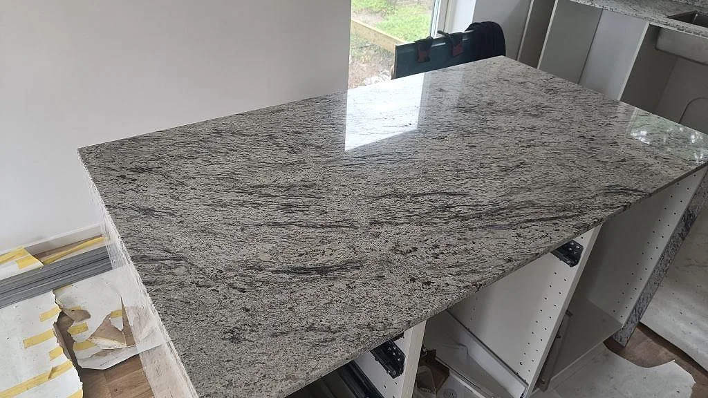 Køkkenbordplade i Antique White, Trollhättan – billede 3