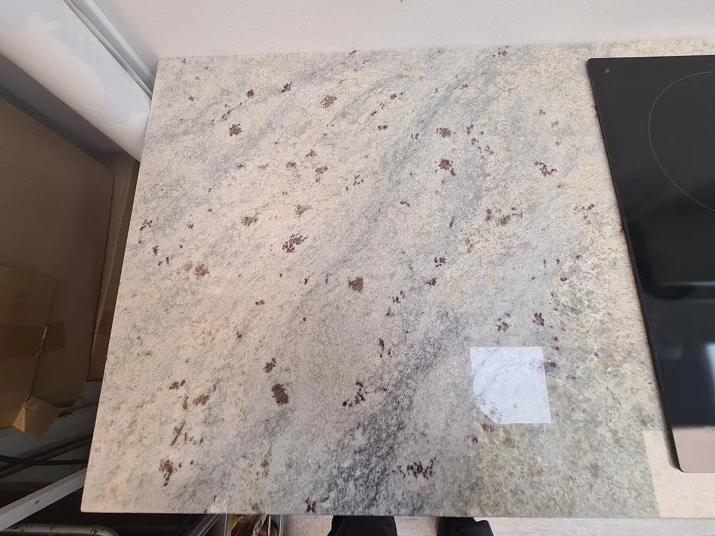 Køkkenbordplade i Antique White, Uppsala – billede 2