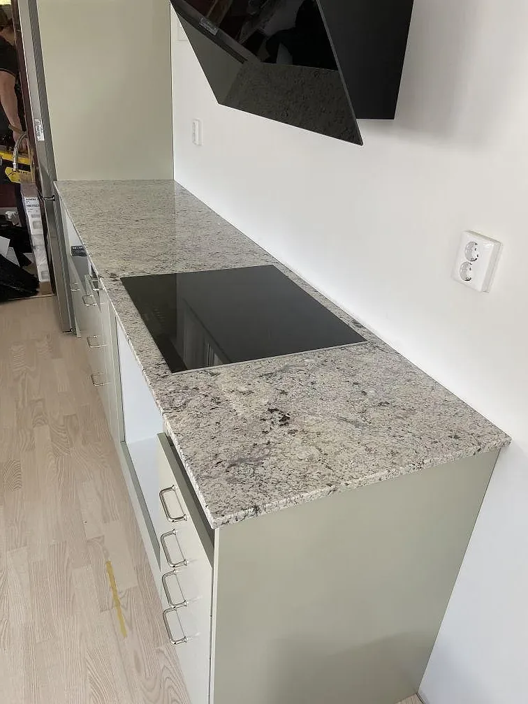 Køkkenbordplade i Antique White, Växjö – billede 5