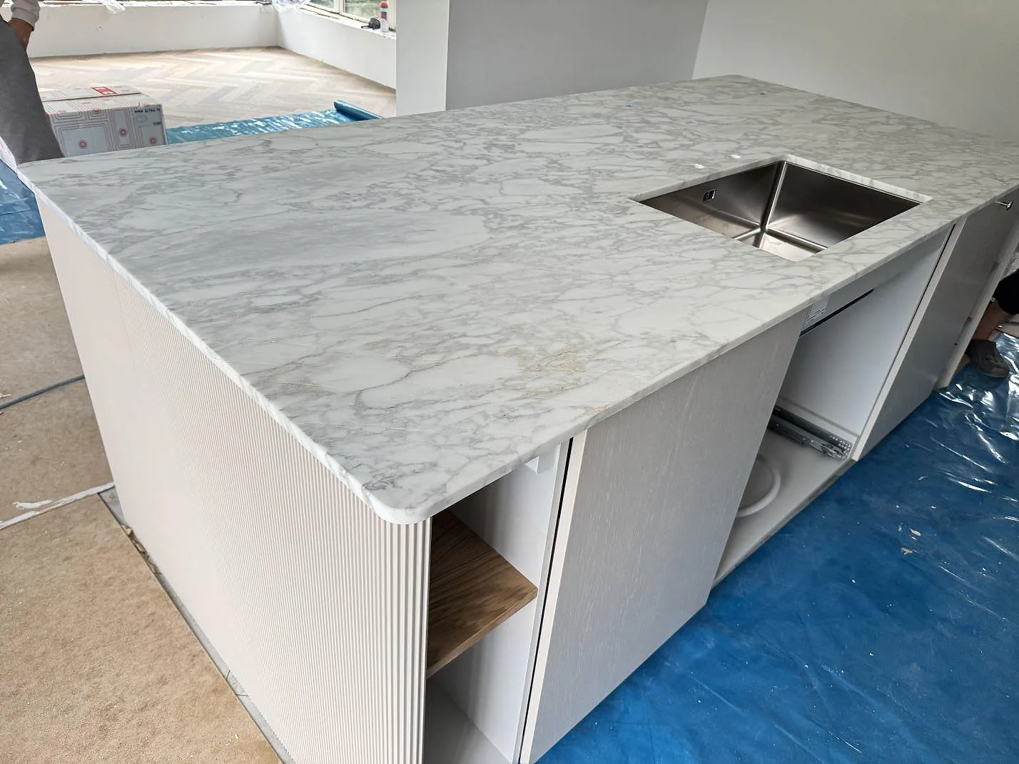 Køkkenbordplade i Arabescato, Charlottenlund – billede 2