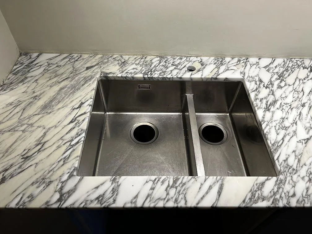 Køkkenbordplade i Arabescato, Göteborg – billede 3