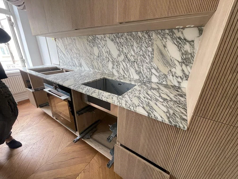 Køkkenbordplade i Arabescato, Malmö