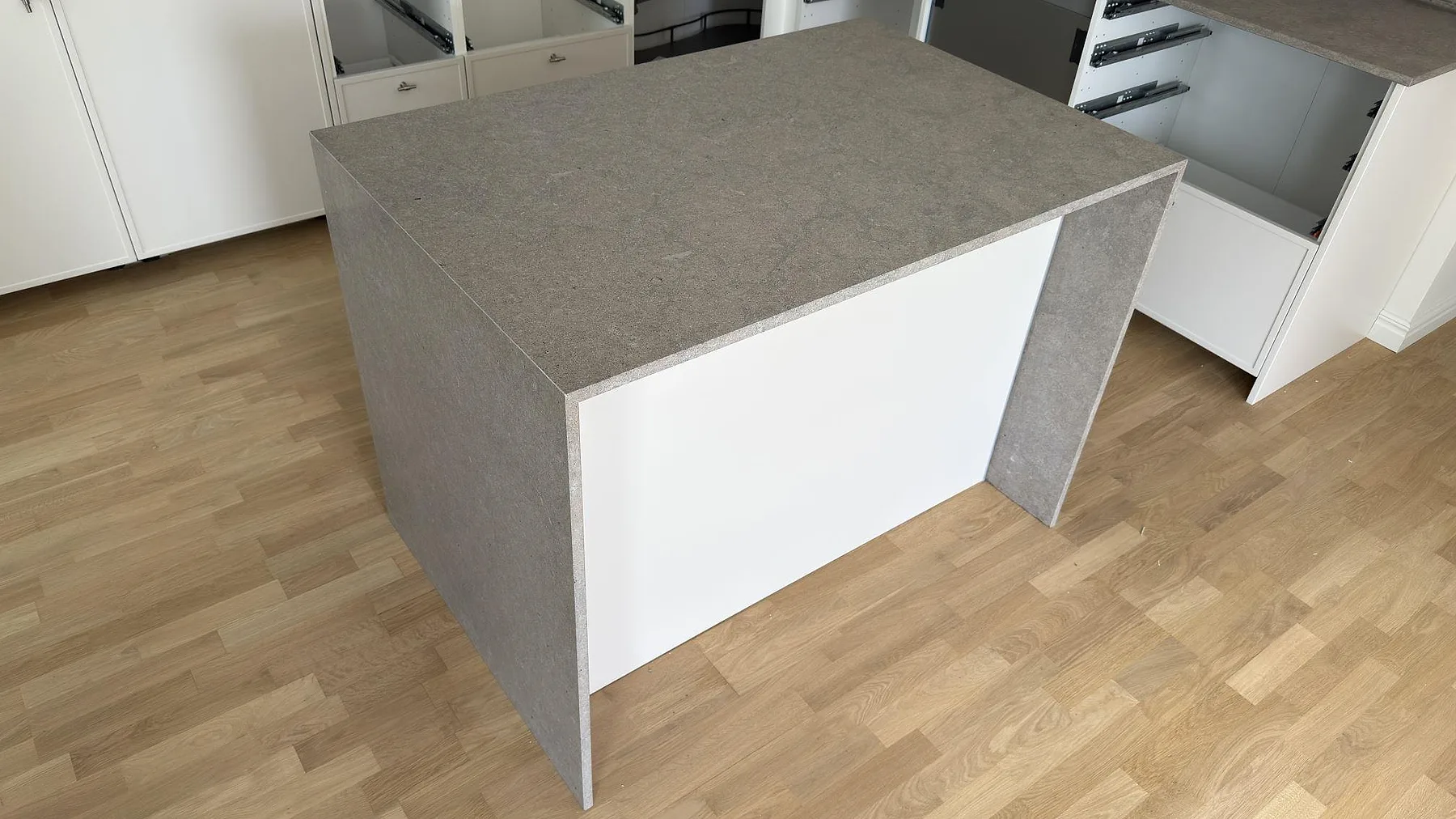 Køkkenbordplade i Azul Valverde, Sundbyberg – billede 4