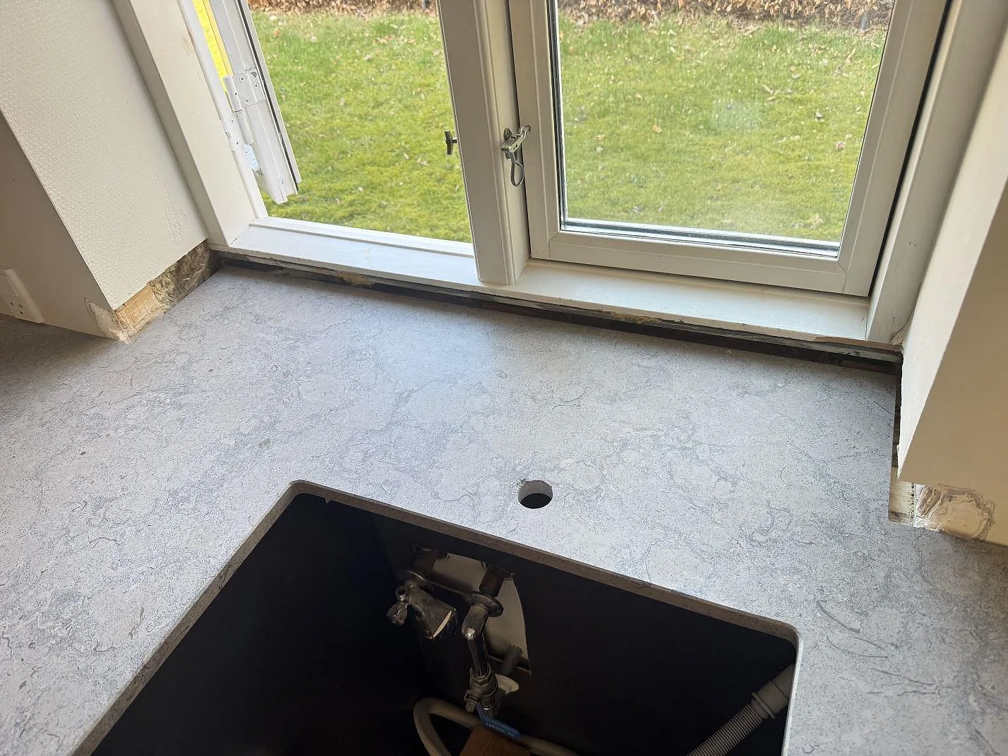 Køkkenbordplade i Azul Valverde, Vejby – billede 3