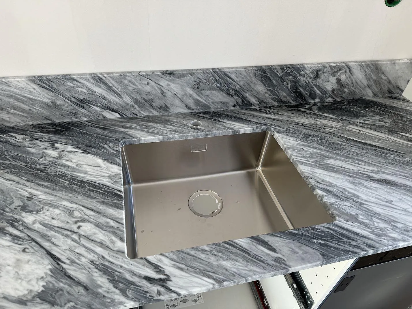 Køkkenbordplade i Bardiglio, Lindome – billede 4