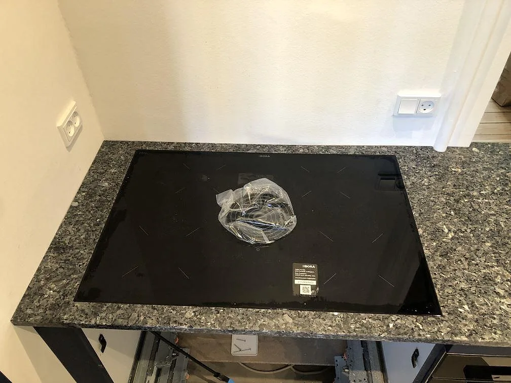 Køkkenbordplade i Blue Pearl, Valby – billede 3