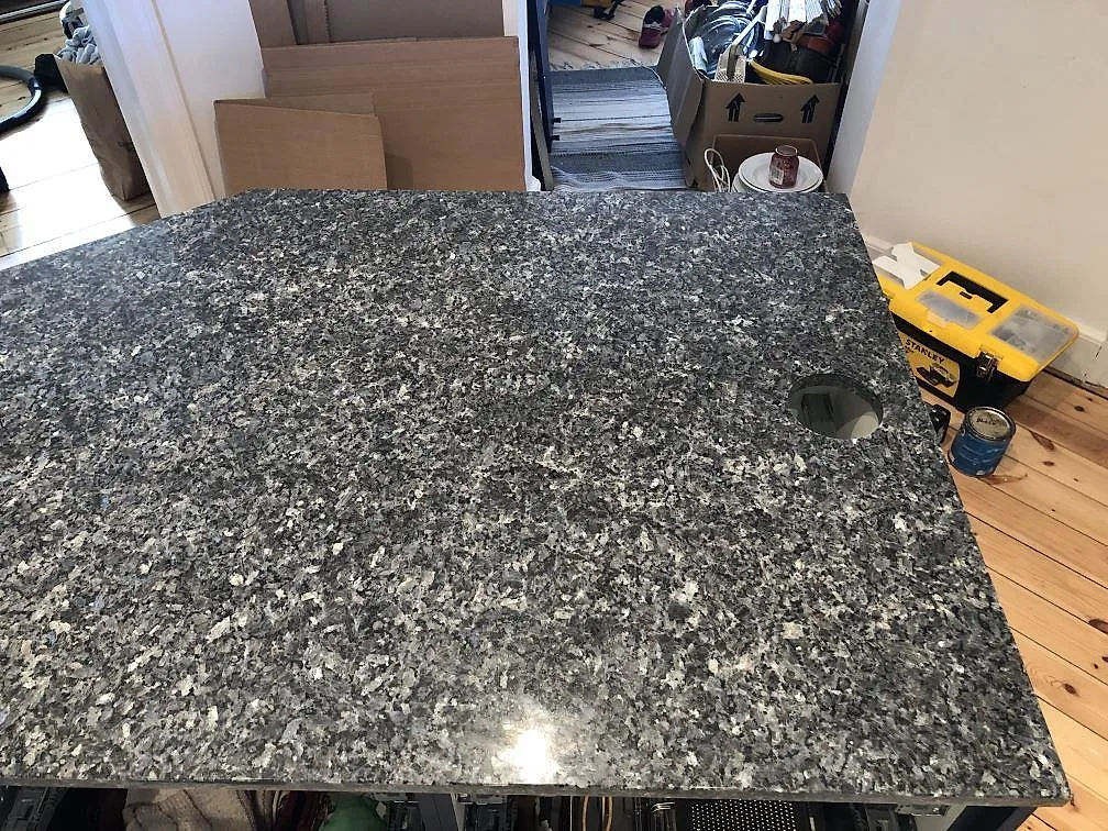 Køkkenbordplade i Blue Pearl, Valby – billede 7