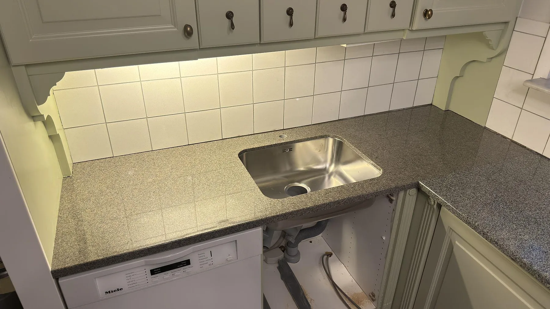 Køkkenbordplade i Bohus Grå, Huddinge – billede 2