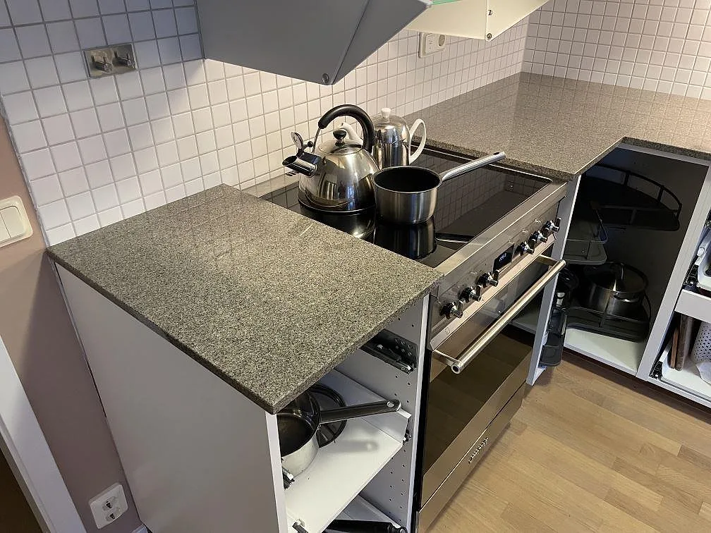 Køkkenbordplade i Bohus Grå, Katrineholm – billede 3