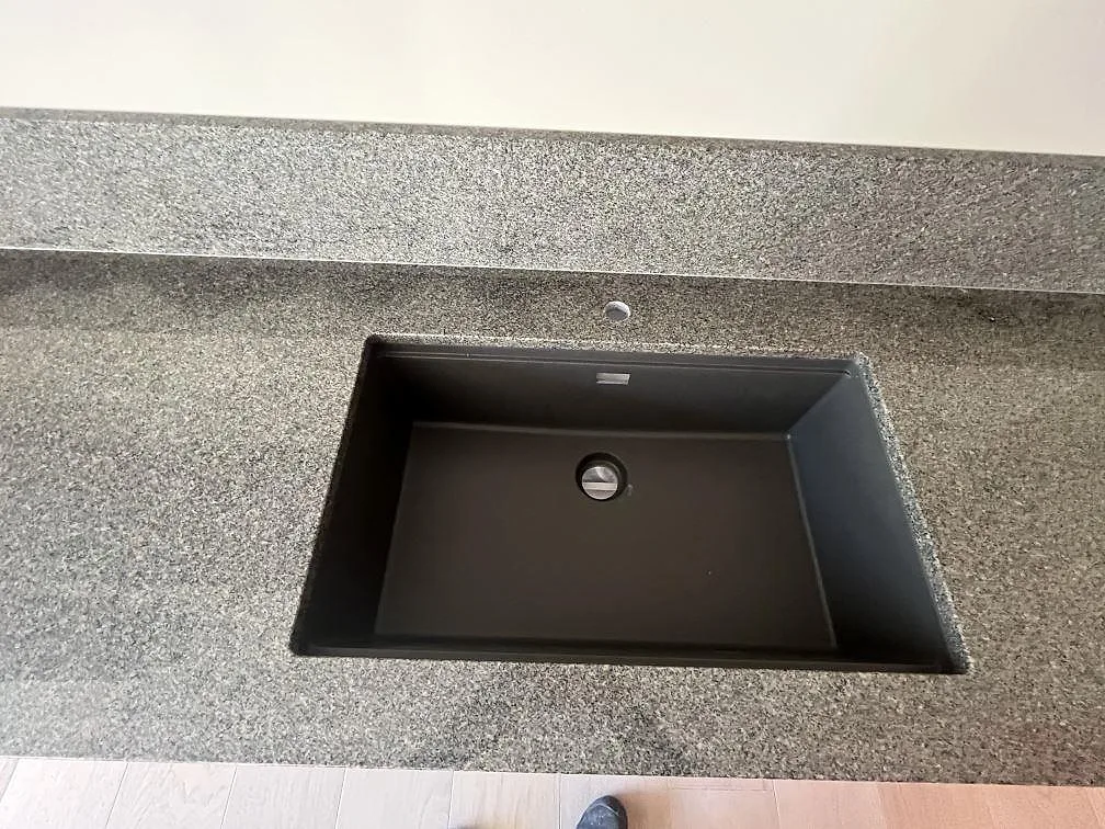 Køkkenbordplade i Bohus Grå, Stockholm – billede 6