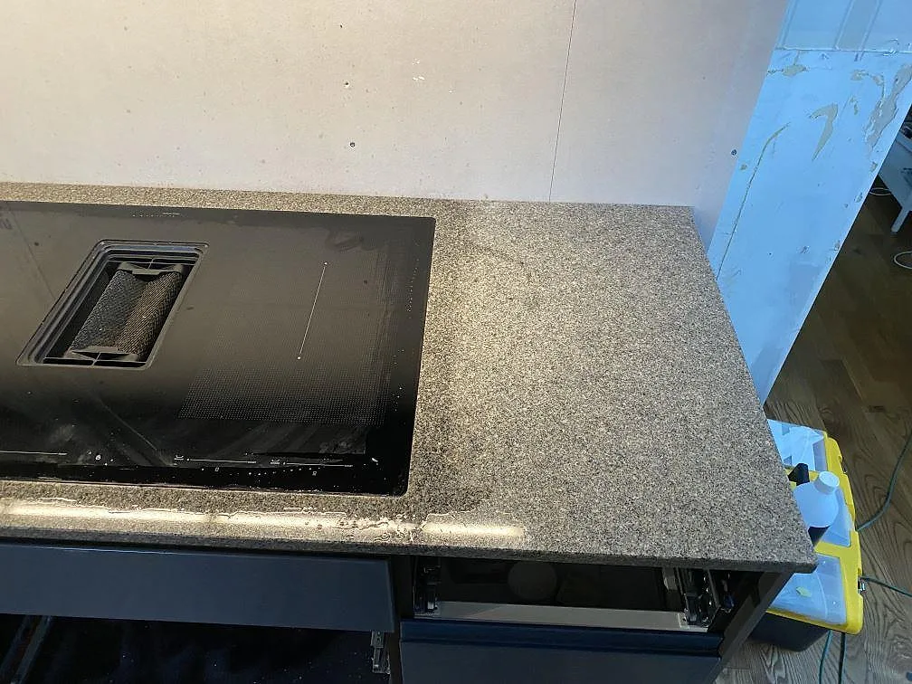 Køkkenbordplade i Bohus Grå, Upphärad – billede 3