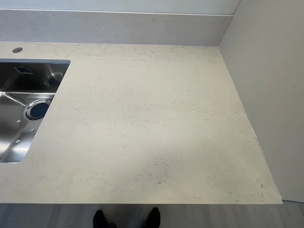 Køkkenbordplade i Bohus Grå, Upplands Väsby – billede 5