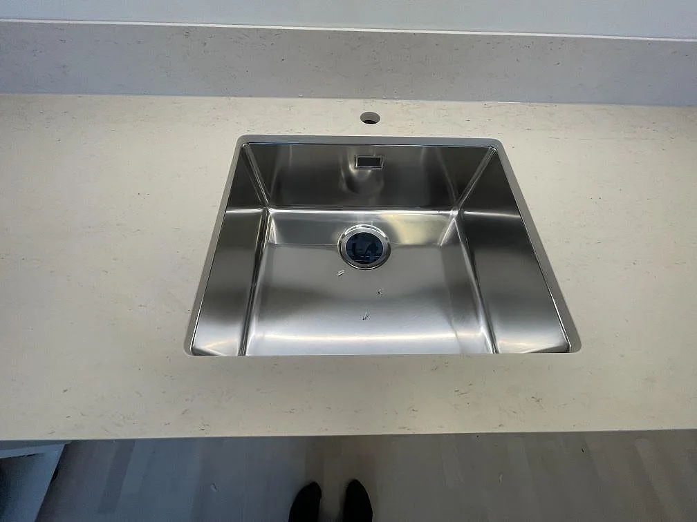 Køkkenbordplade i Bohus Grå, Upplands Väsby – billede 4