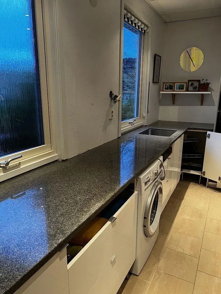 Køkkenbordplade i Bohus Grå, Växjö
