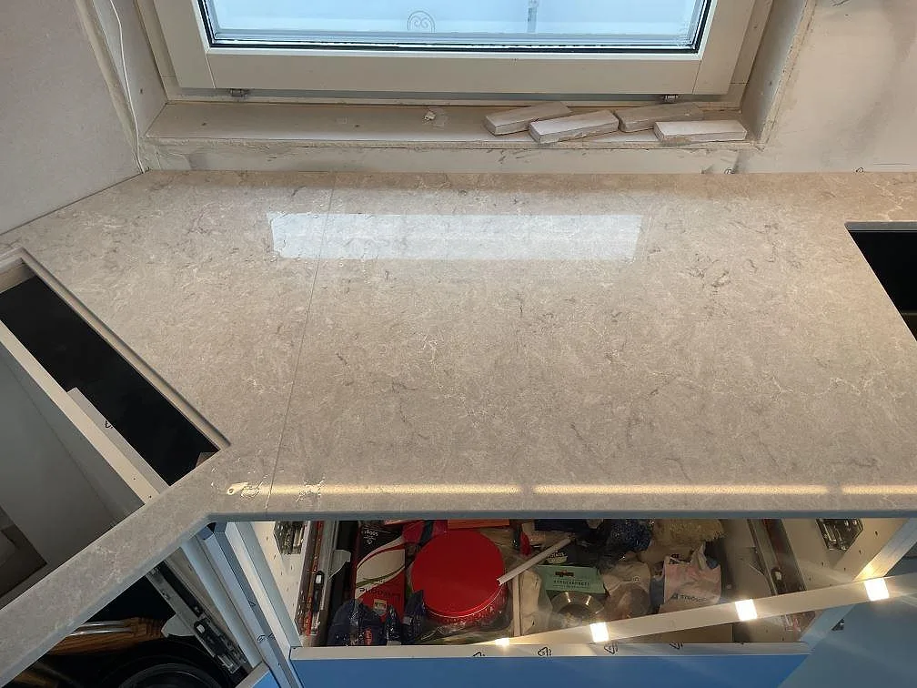 Køkkenbordplade i Caesarstone Bianco Drift, Lomma – billede 8